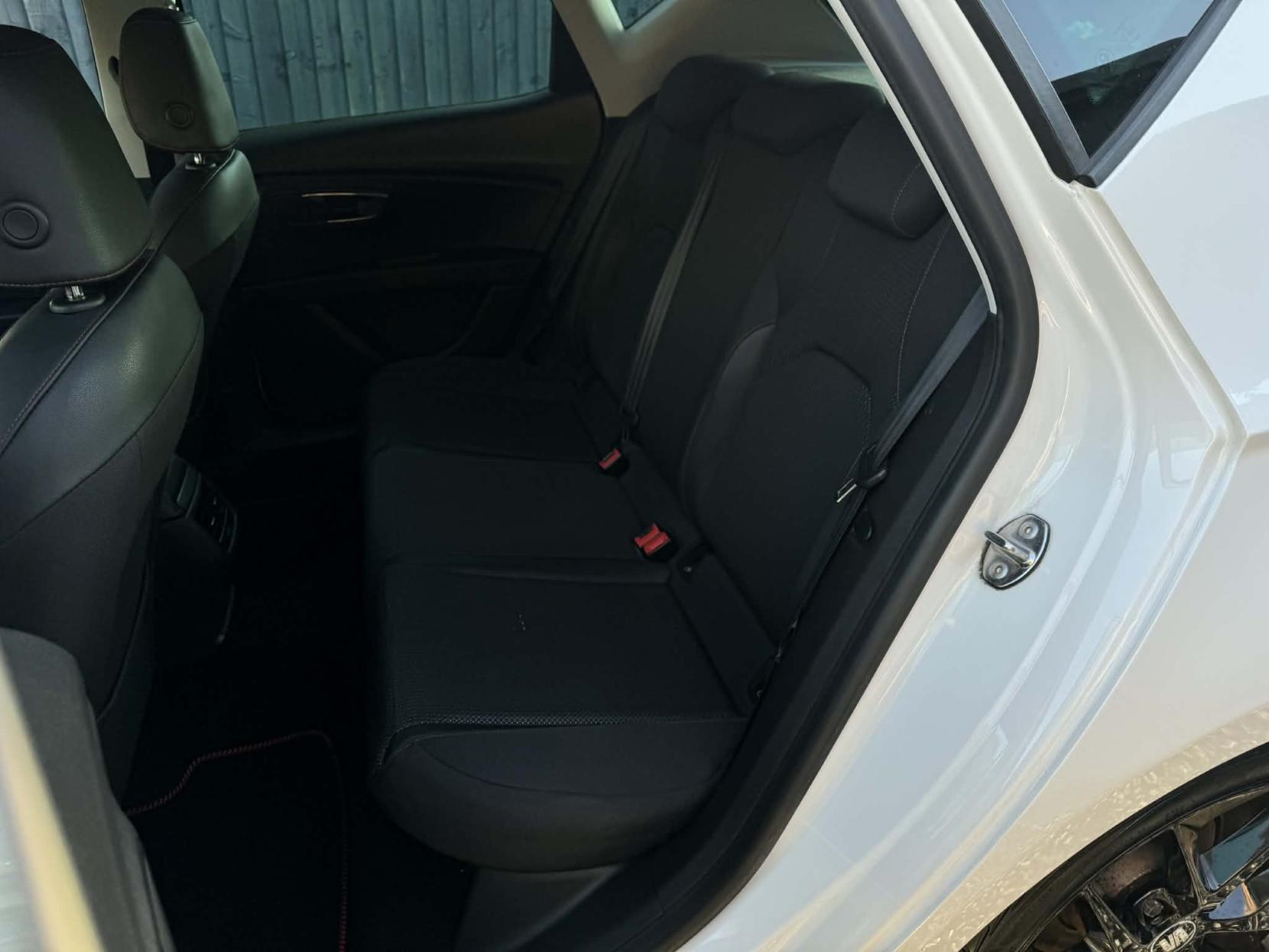 SEAT Leon 1.4 EcoTSI FR Hatchback 5dr Petrol Manual Euro 6 (s/s) (150 ps)