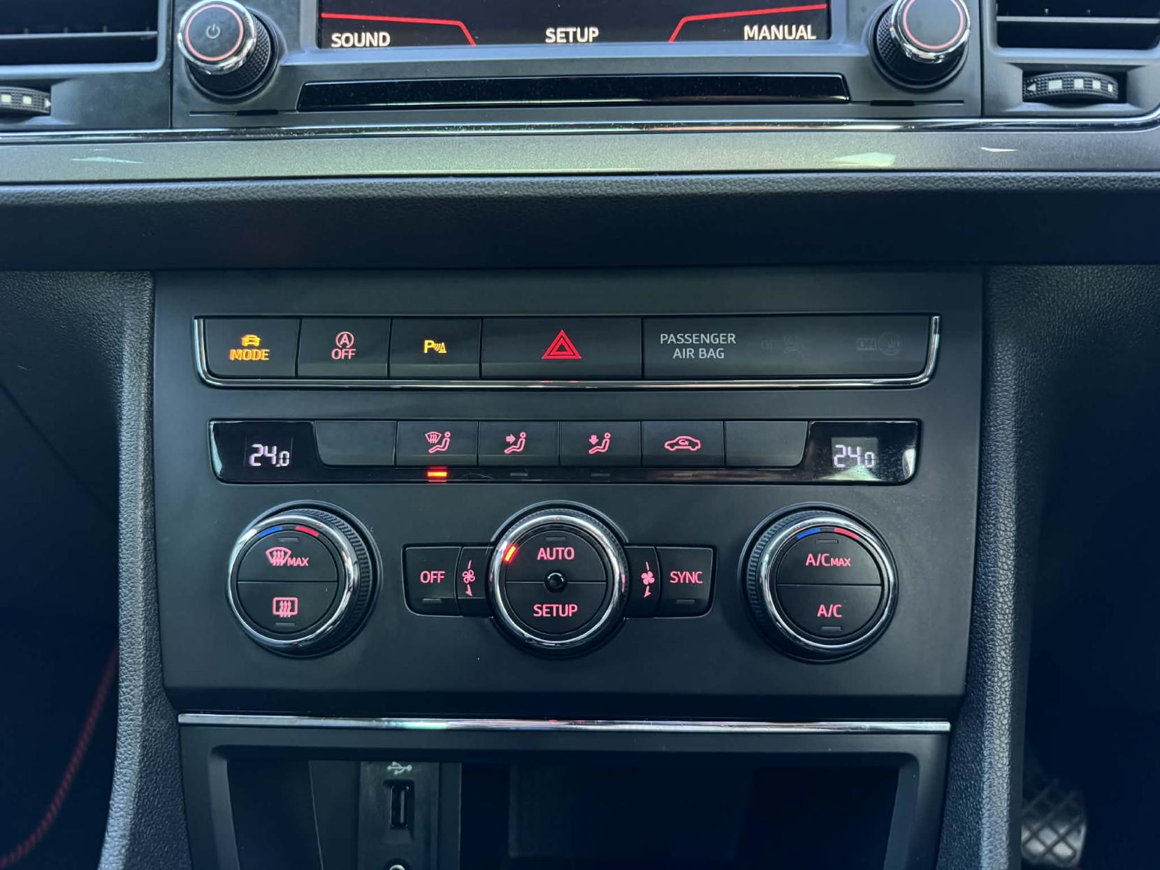 SEAT Leon 1.4 EcoTSI FR Hatchback 5dr Petrol Manual Euro 6 (s/s) (150 ps)