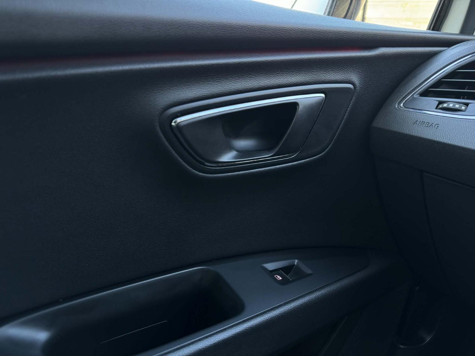 SEAT Leon 1.4 EcoTSI FR Hatchback 5dr Petrol Manual Euro 6 (s/s) (150 ps)