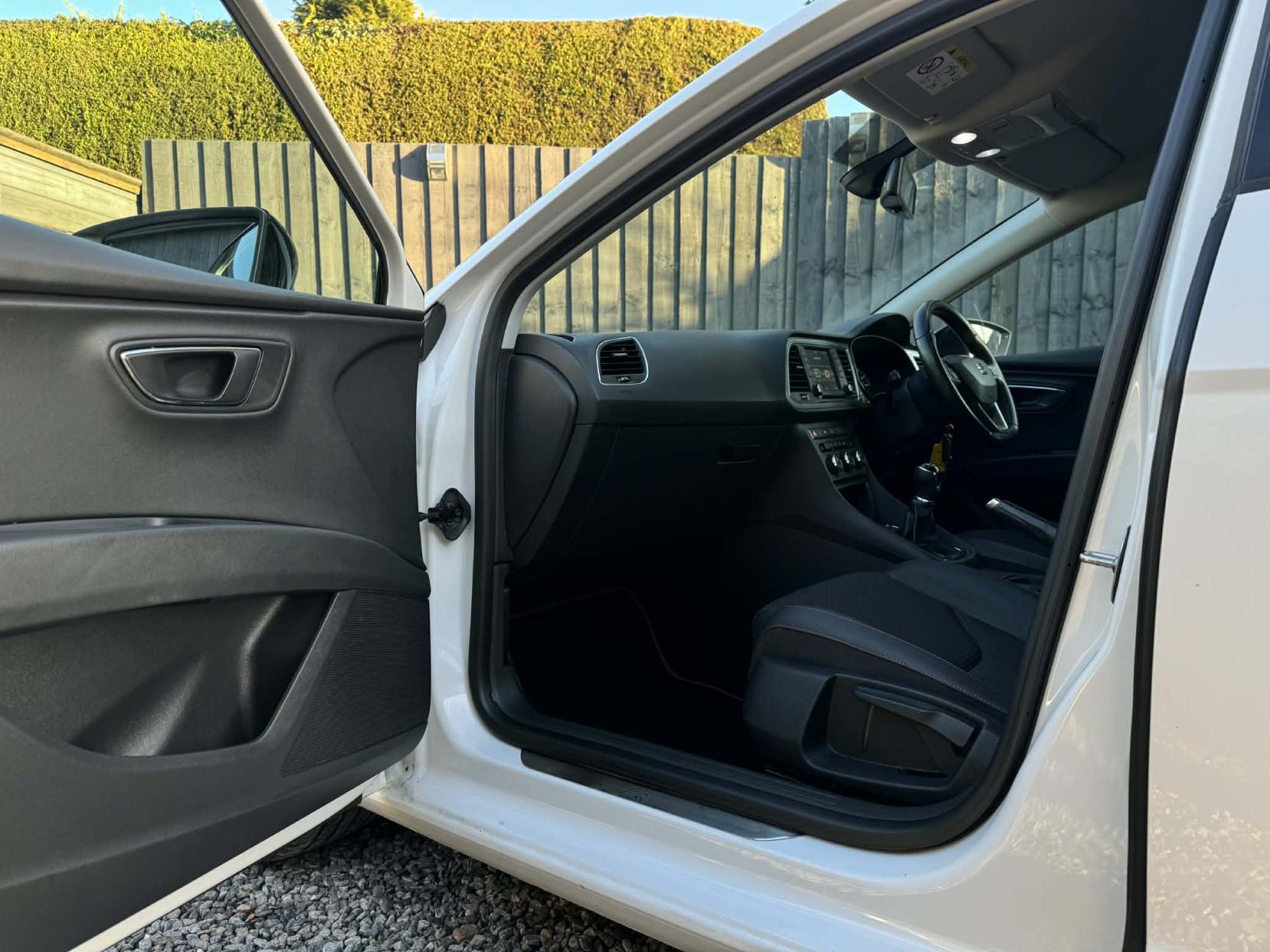 SEAT Leon 1.4 EcoTSI FR Hatchback 5dr Petrol Manual Euro 6 (s/s) (150 ps)