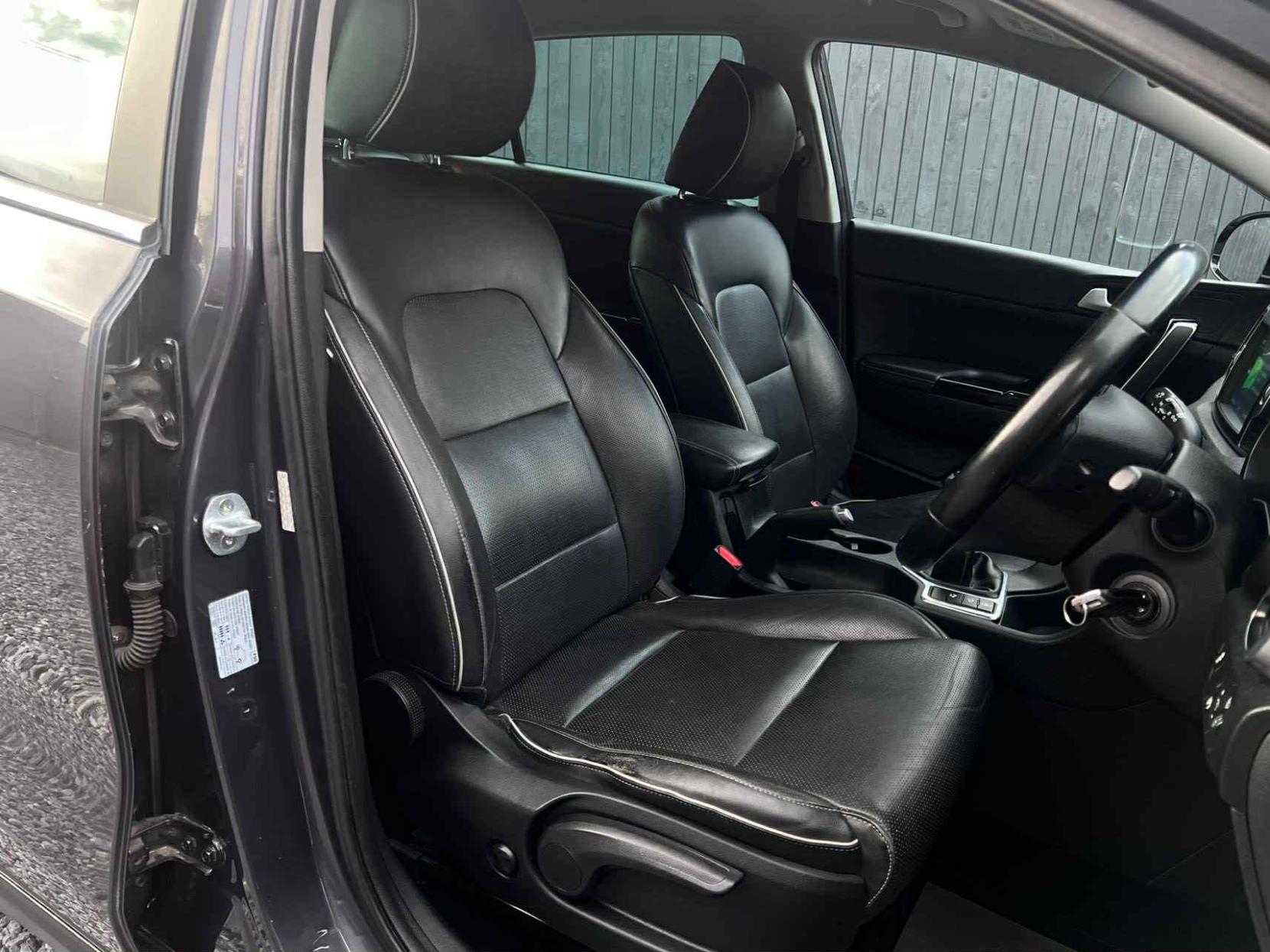 Kia Sportage 1.7 CRDi 3 SUV 5dr Diesel Manual Euro 6 (s/s) (114 bhp)