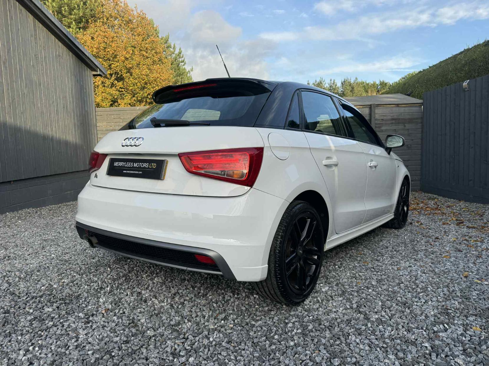 Audi A1 1.6 TDI S line Sportback 5dr Diesel Manual Euro 5 (s/s) (105 ps)