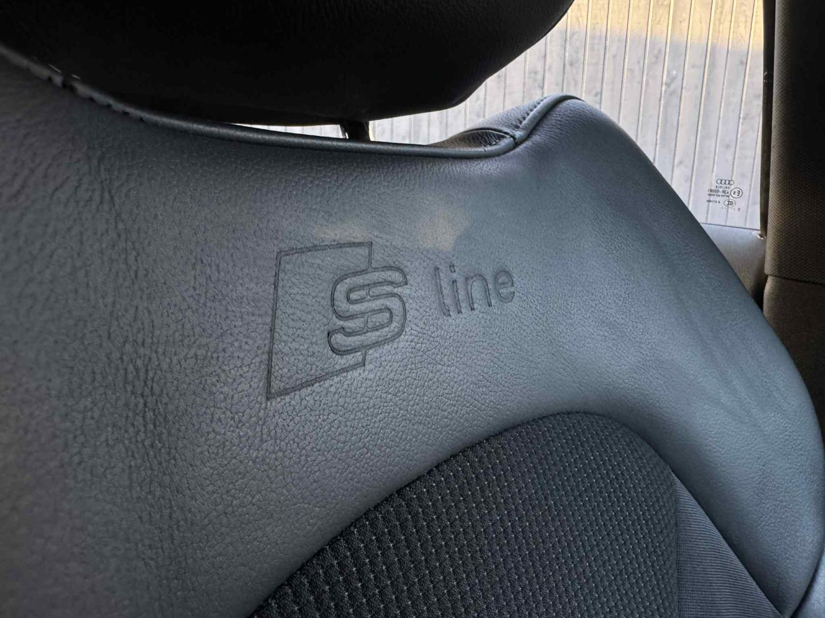 Audi A1 1.6 TDI S line Sportback 5dr Diesel Manual Euro 5 (s/s) (105 ps)