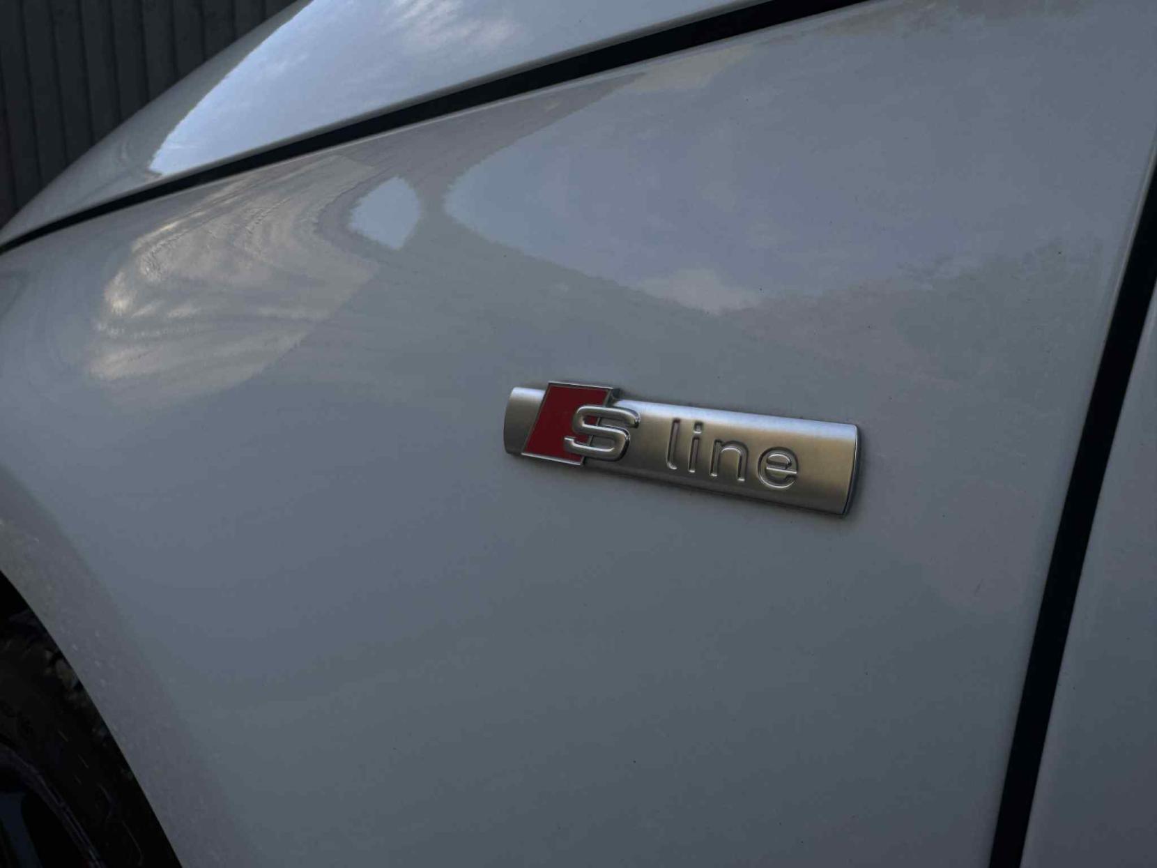 Audi A1 1.6 TDI S line Sportback 5dr Diesel Manual Euro 5 (s/s) (105 ps)