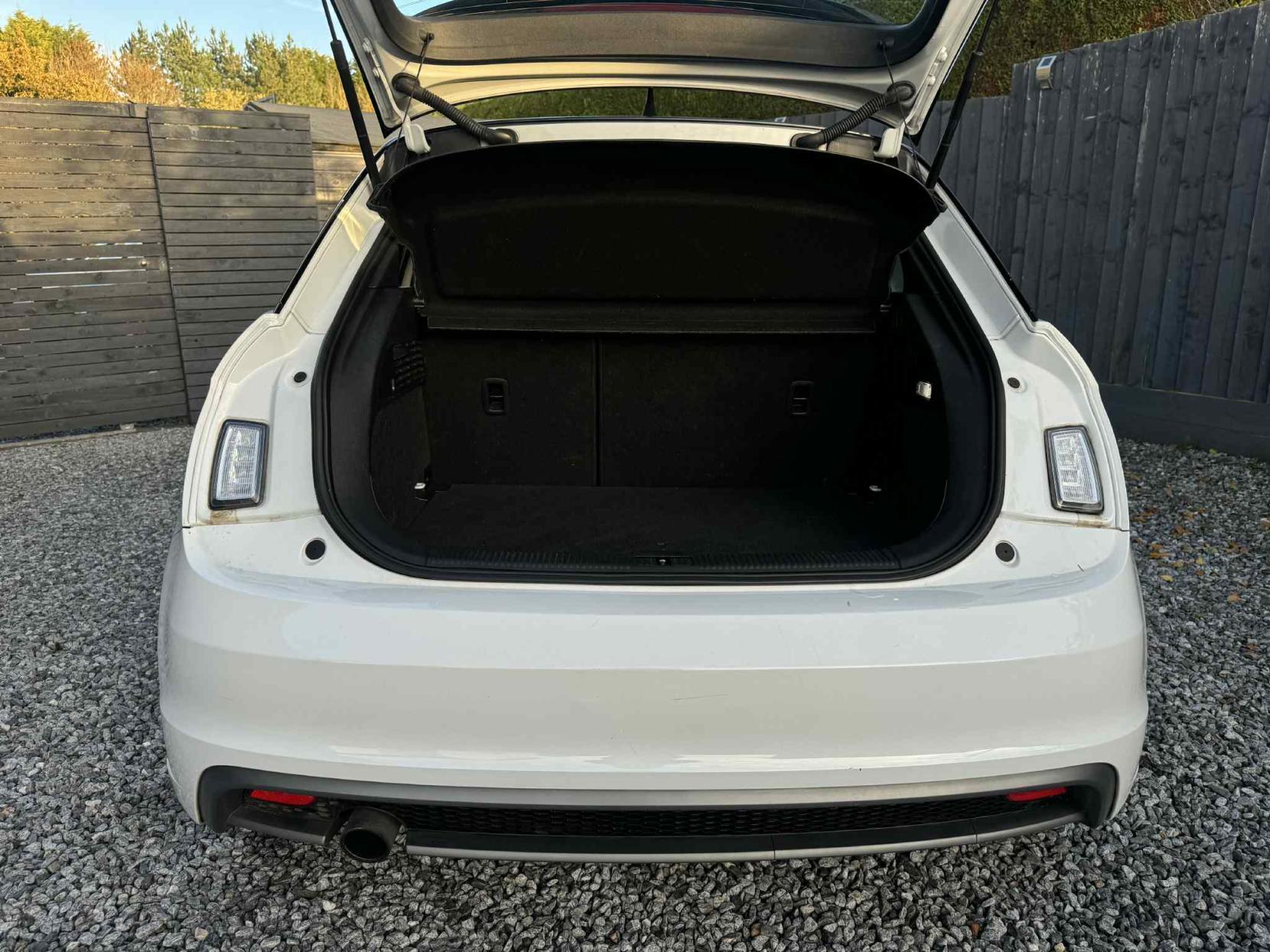 Audi A1 1.6 TDI S line Sportback 5dr Diesel Manual Euro 5 (s/s) (105 ps)