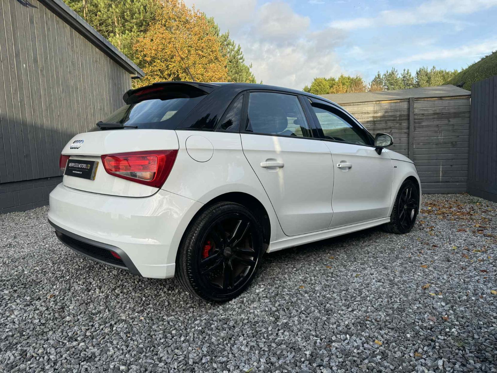 Audi A1 1.6 TDI S line Sportback 5dr Diesel Manual Euro 5 (s/s) (105 ps)