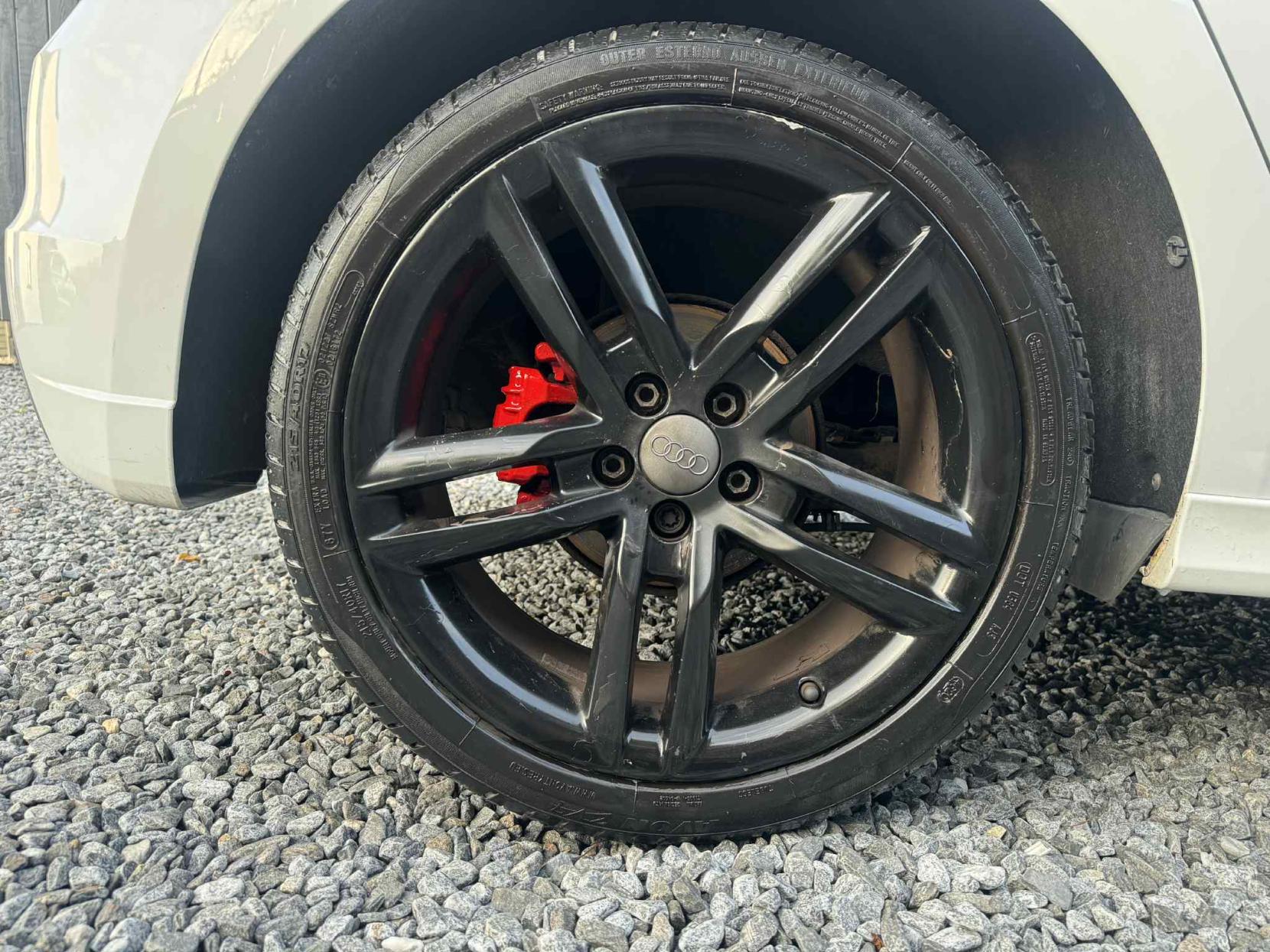 Audi A1 1.6 TDI S line Sportback 5dr Diesel Manual Euro 5 (s/s) (105 ps)