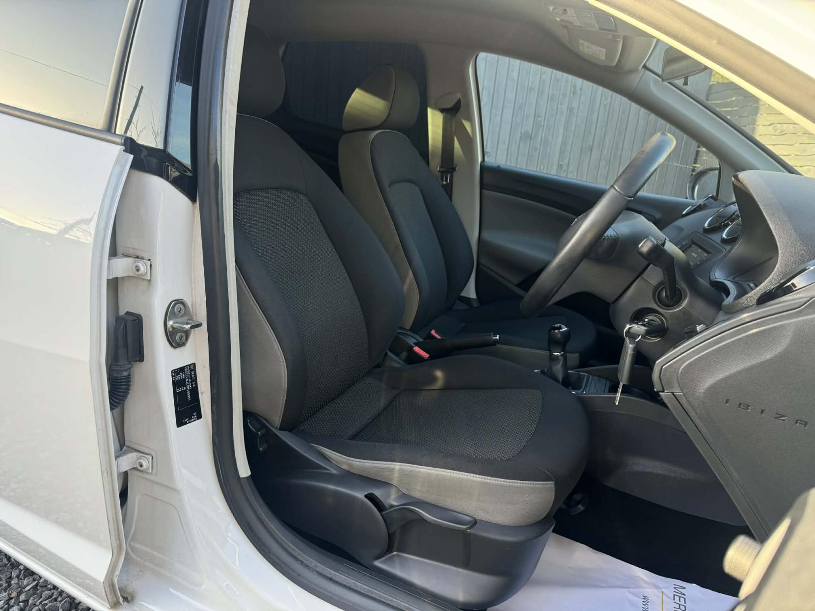 SEAT Ibiza 1.2 TSI SE Hatchback 5dr Petrol Manual Euro 6 (90 ps)