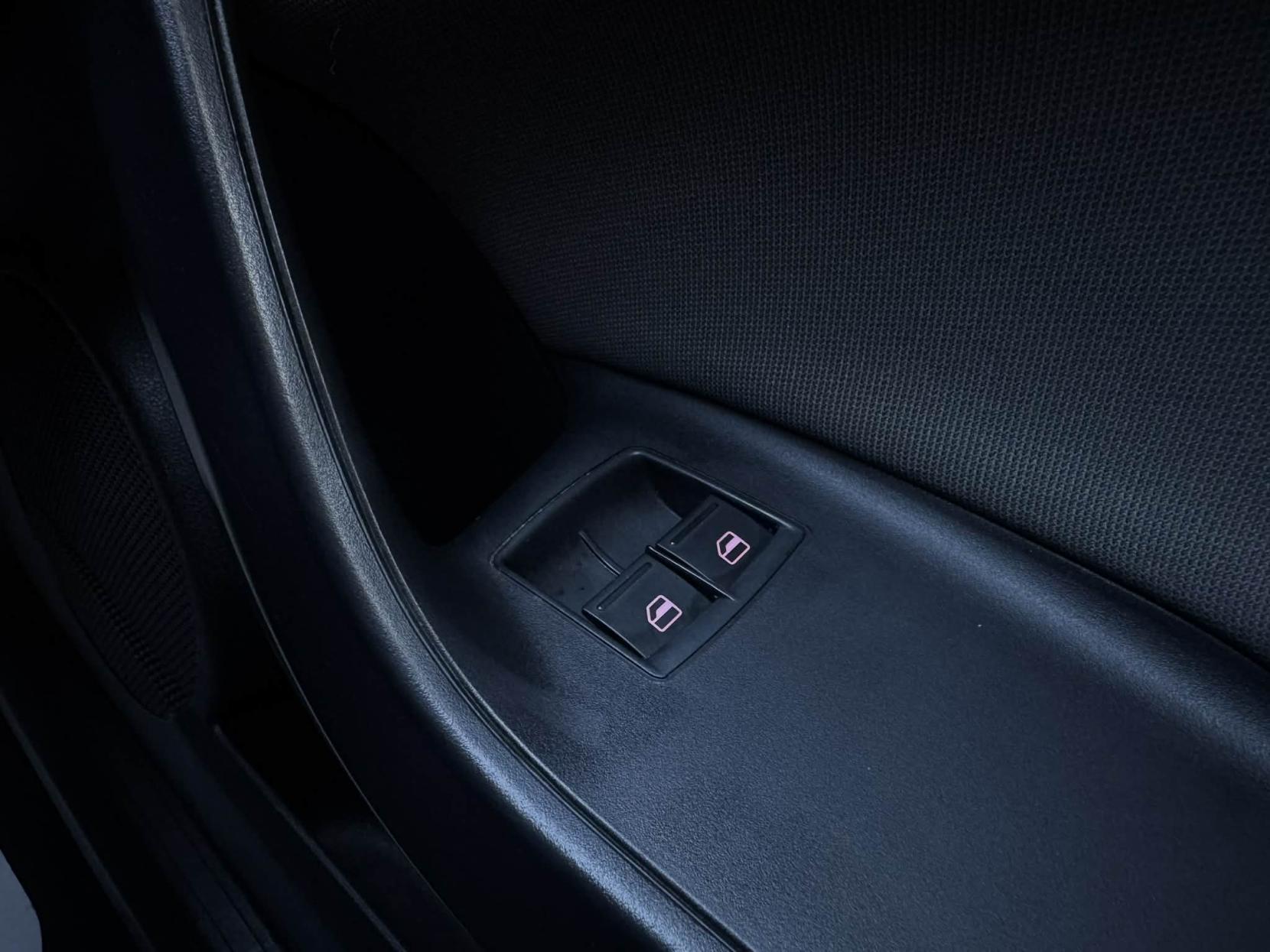 SEAT Ibiza 1.2 TSI SE Hatchback 5dr Petrol Manual Euro 6 (90 ps)