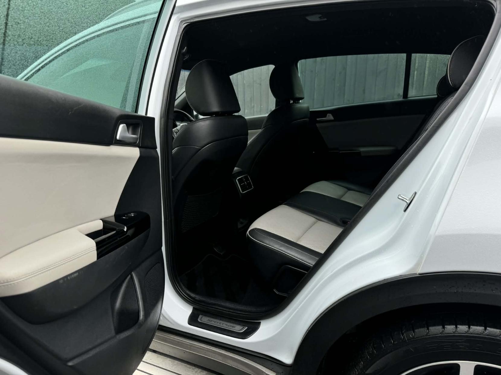 Kia Sportage 2.0 CRDi GT-Line SUV 5dr Diesel Manual AWD Euro 6 (134 bhp)