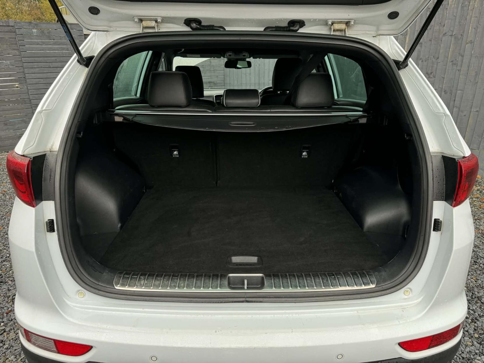 Kia Sportage 2.0 CRDi GT-Line SUV 5dr Diesel Manual AWD Euro 6 (134 bhp)