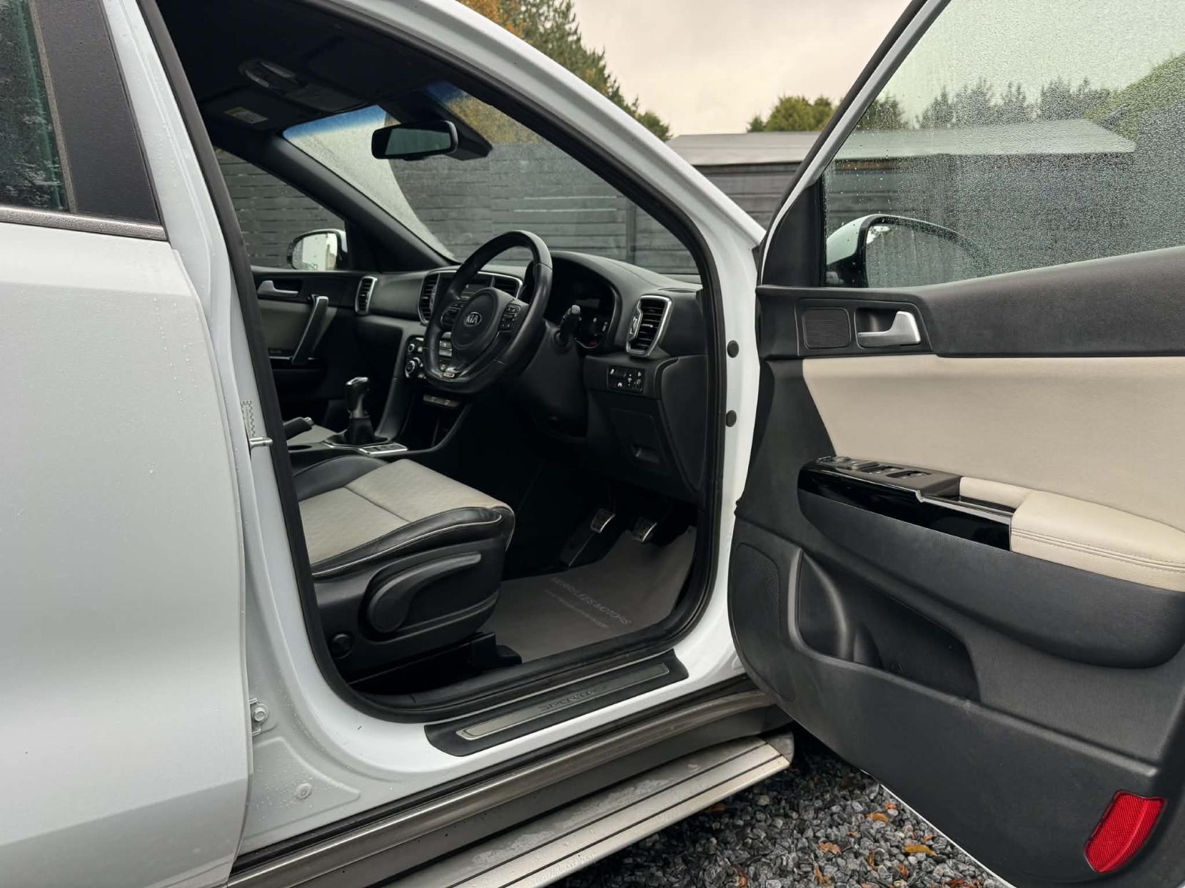 Kia Sportage 2.0 CRDi GT-Line SUV 5dr Diesel Manual AWD Euro 6 (134 bhp)