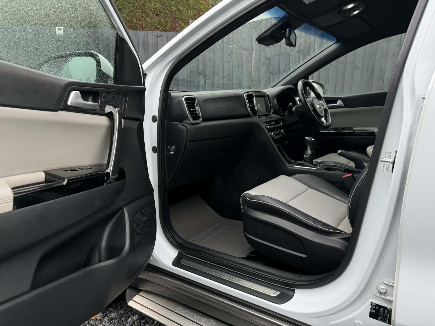 Kia Sportage 2.0 CRDi GT-Line SUV 5dr Diesel Manual AWD Euro 6 (134 bhp)