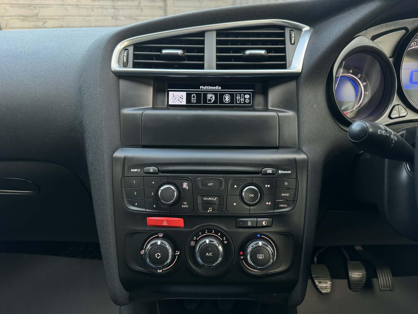 Citroen C4 1.6 HDi 16V VTR+ Hatchback 5dr Diesel Manual Euro 5 (90 ps)