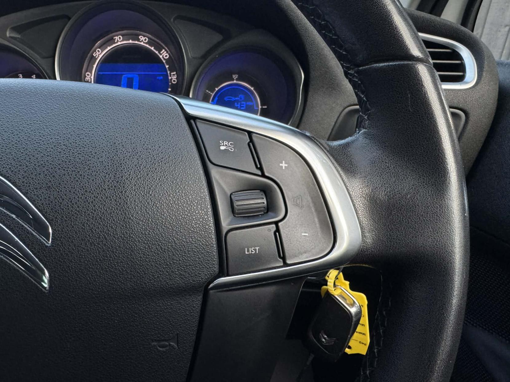 Citroen C4 1.6 HDi 16V VTR+ Hatchback 5dr Diesel Manual Euro 5 (90 ps)