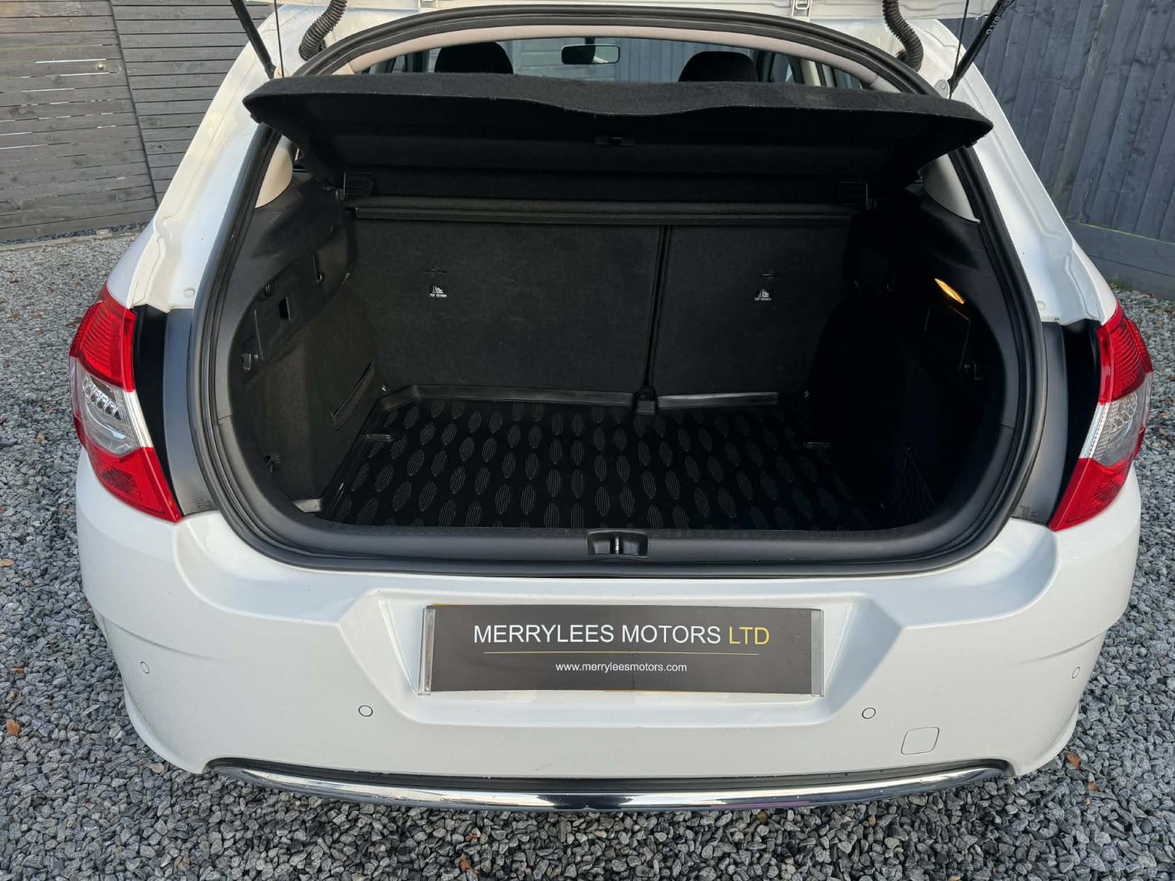 Citroen C4 1.6 HDi 16V VTR+ Hatchback 5dr Diesel Manual Euro 5 (90 ps)