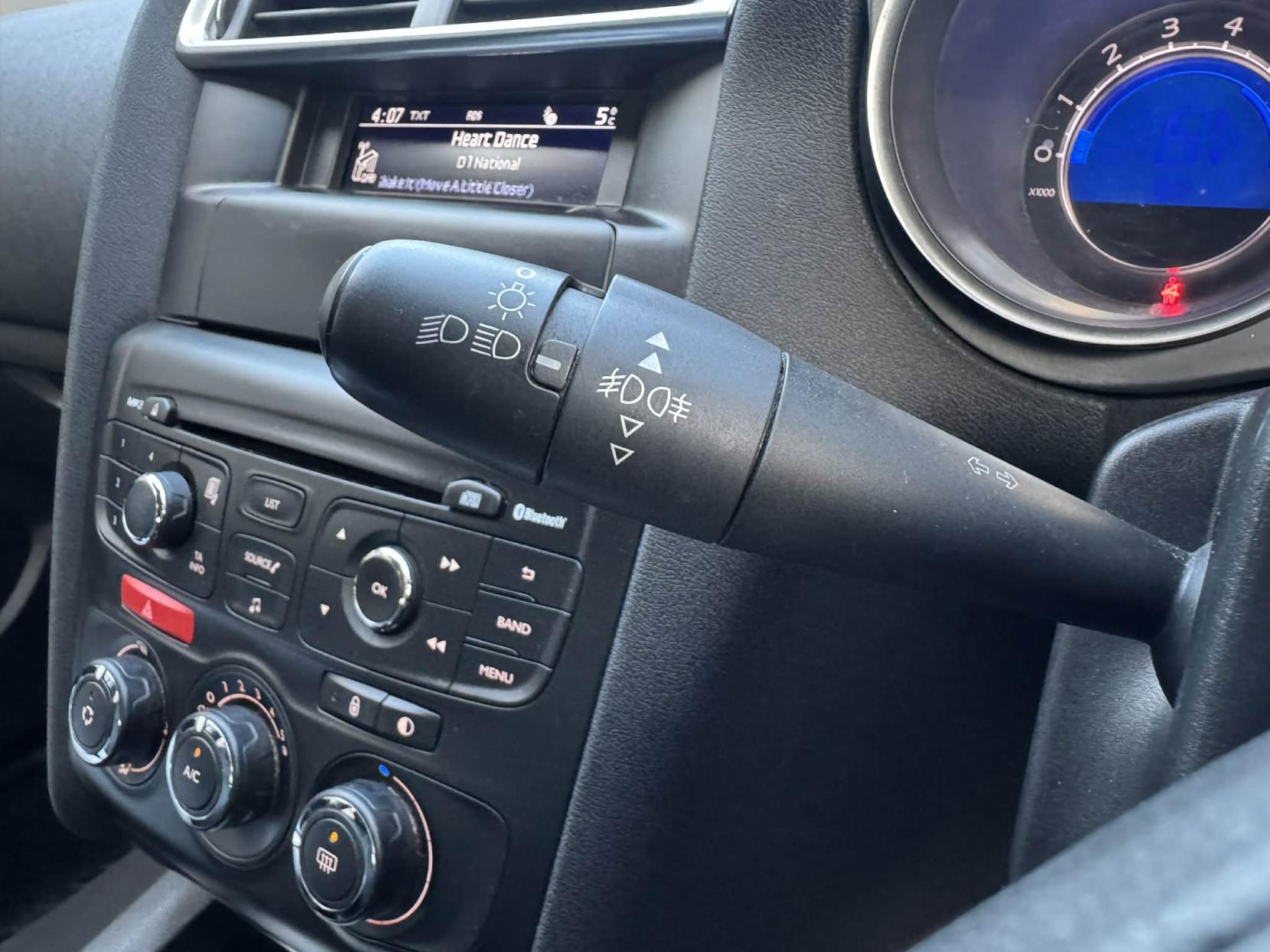 Citroen C4 1.6 HDi 16V VTR+ Hatchback 5dr Diesel Manual Euro 5 (90 ps)