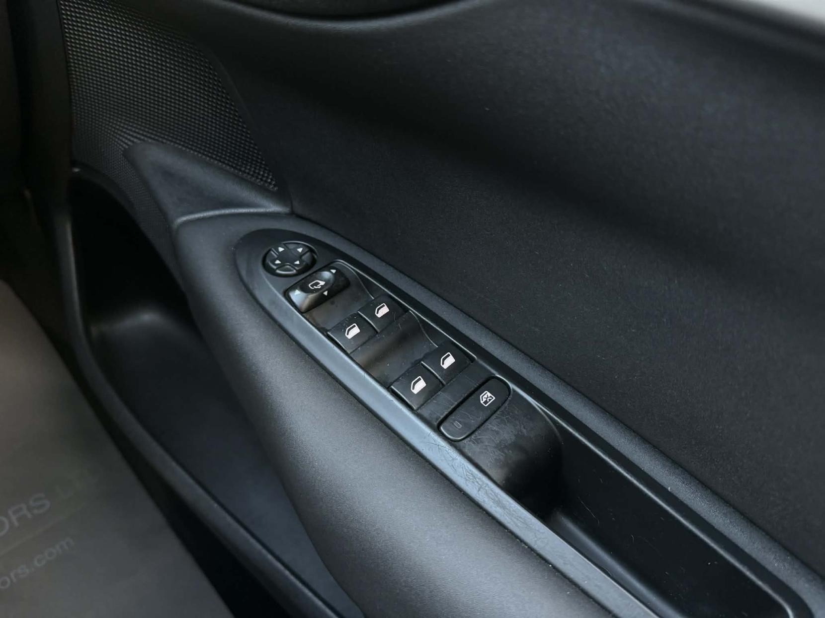 Citroen C4 1.6 HDi 16V VTR+ Hatchback 5dr Diesel Manual Euro 5 (90 ps)