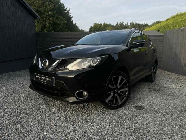 Nissan Qashqai 1.6 dCi Tekna SUV 5dr Diesel Manual 4WD Euro 5 (s/s) (130 ps)