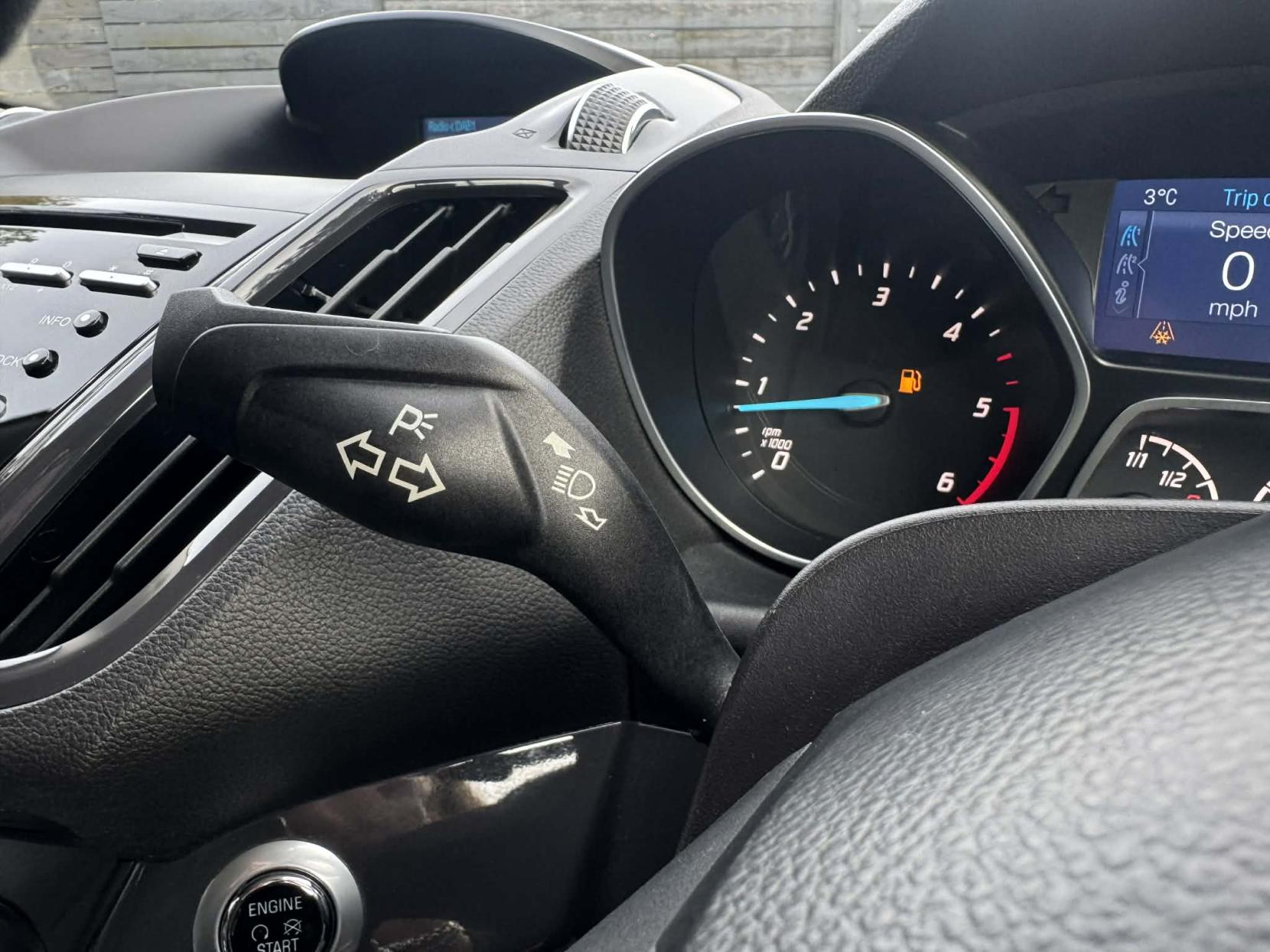 Ford Kuga 2.0 TDCi Titanium SUV 5dr Diesel Manual 2WD Euro 6 (s/s) (150 ps)