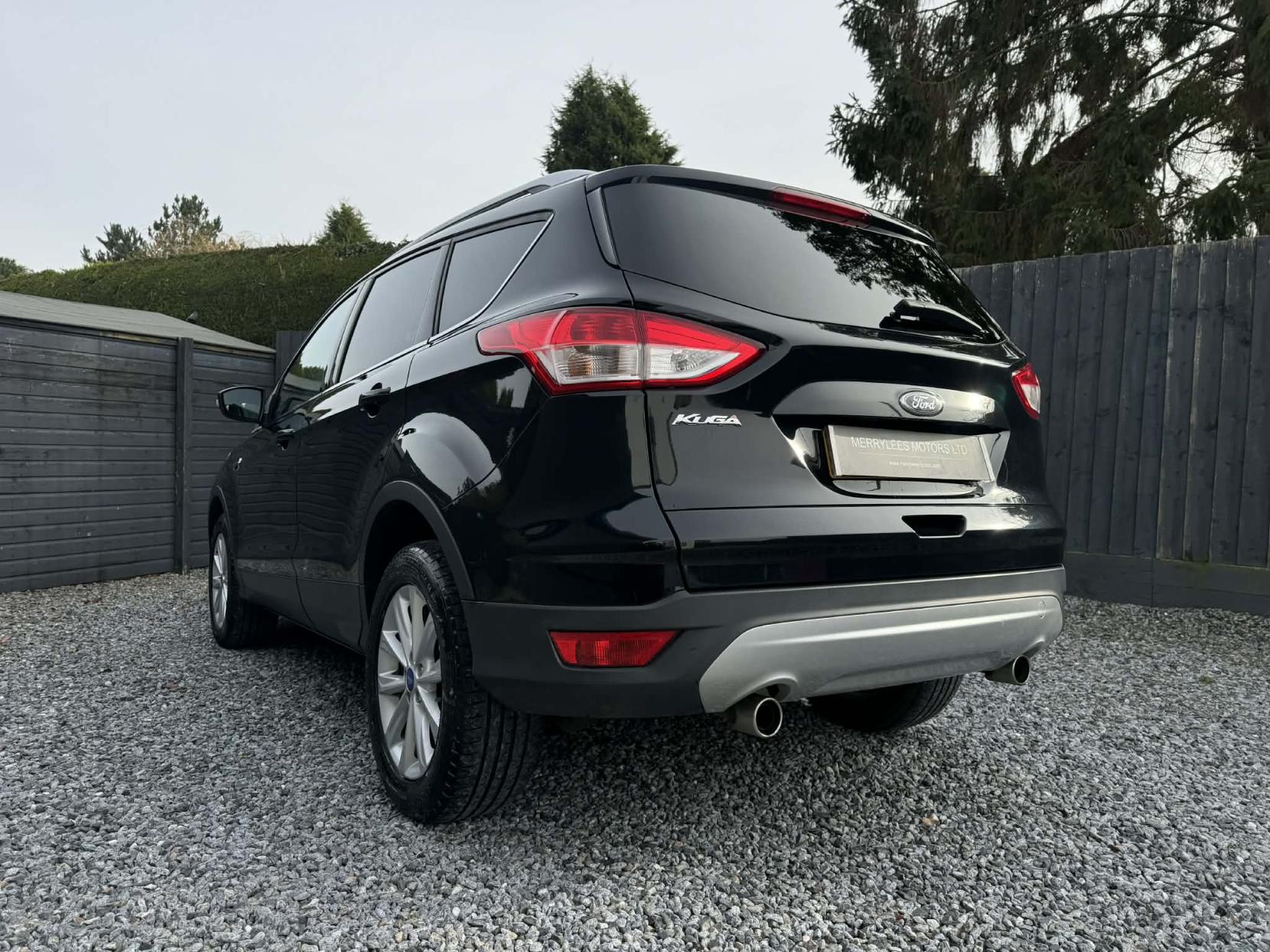 Ford Kuga 2.0 TDCi Titanium SUV 5dr Diesel Manual 2WD Euro 6 (s/s) (150 ps)