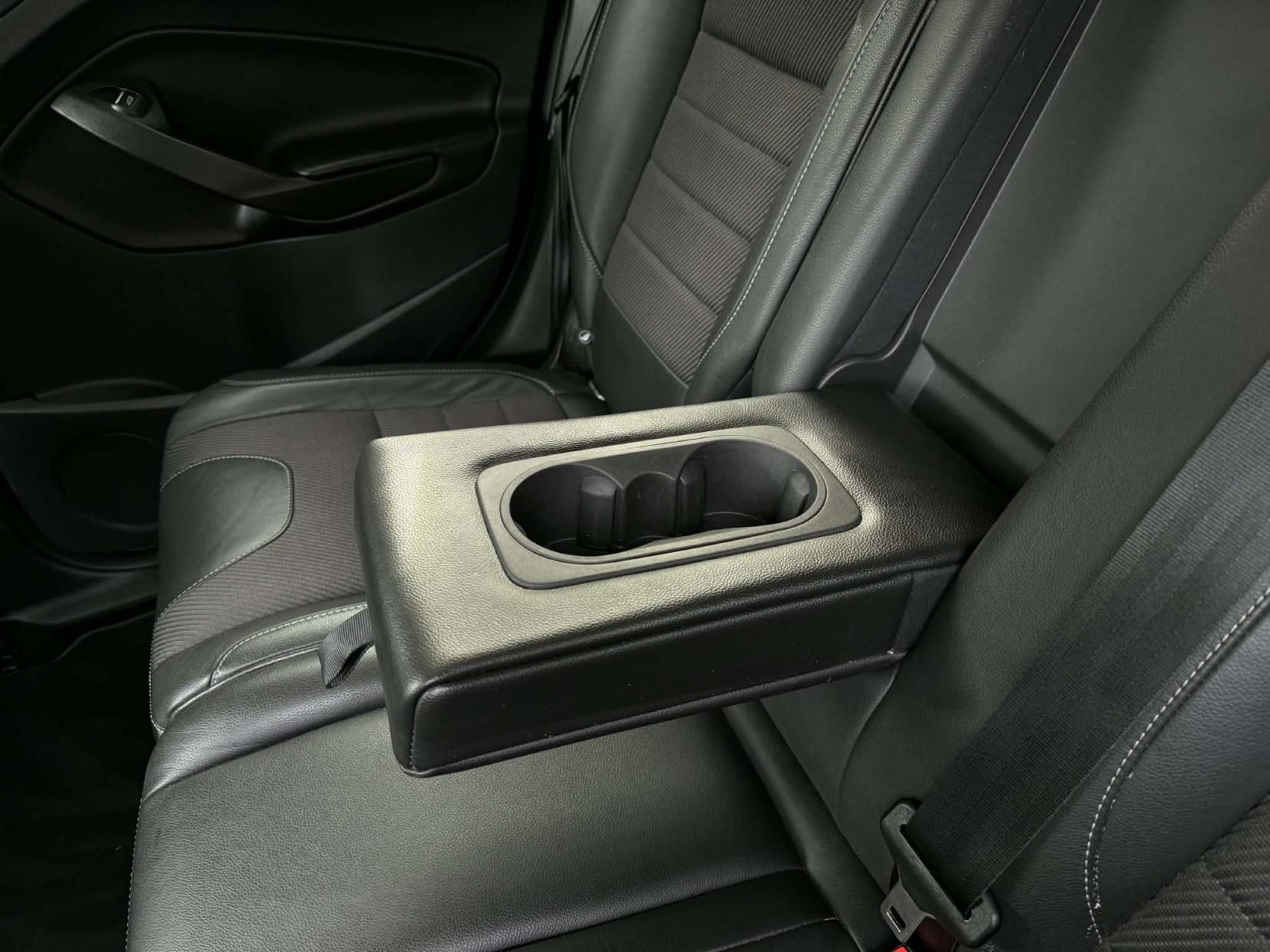 Ford Kuga 2.0 TDCi Titanium SUV 5dr Diesel Manual 2WD Euro 6 (s/s) (150 ps)