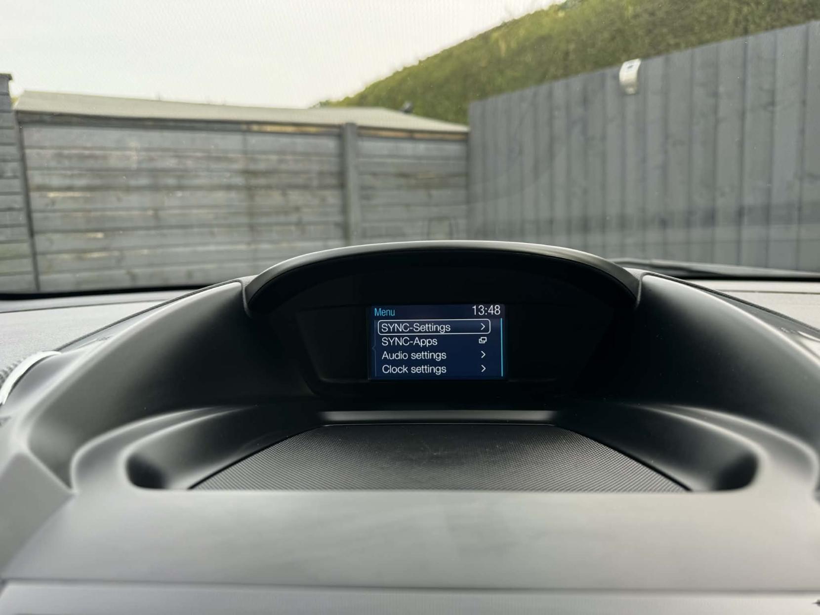 Ford Kuga 2.0 TDCi Titanium SUV 5dr Diesel Manual 2WD Euro 6 (s/s) (150 ps)