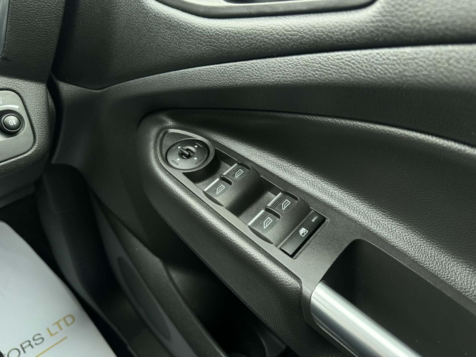 Ford Kuga 2.0 TDCi Titanium SUV 5dr Diesel Manual 2WD Euro 6 (s/s) (150 ps)